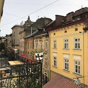 центр площа ринок , Львов Украина